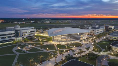 embry riddle campus locations.